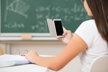 règlementer l'utilisation des portables dans les collèges et les lycées